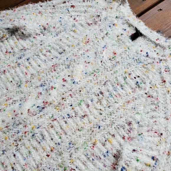 M white fuzzy rainbow speckled long sleeve cozy sweater - Picture 3 of 4